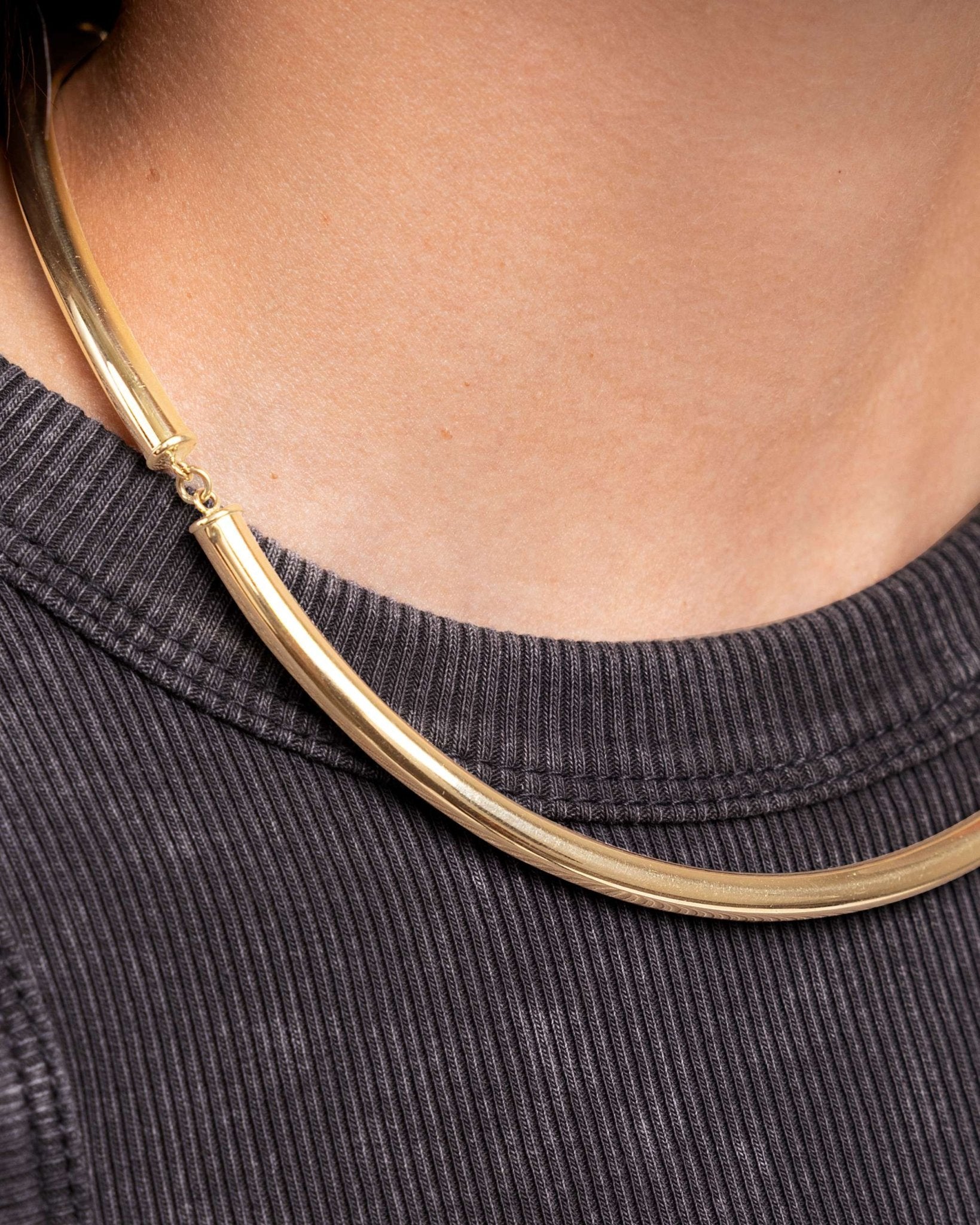 Hollow Gold Tube Chocker - Sparkle Society