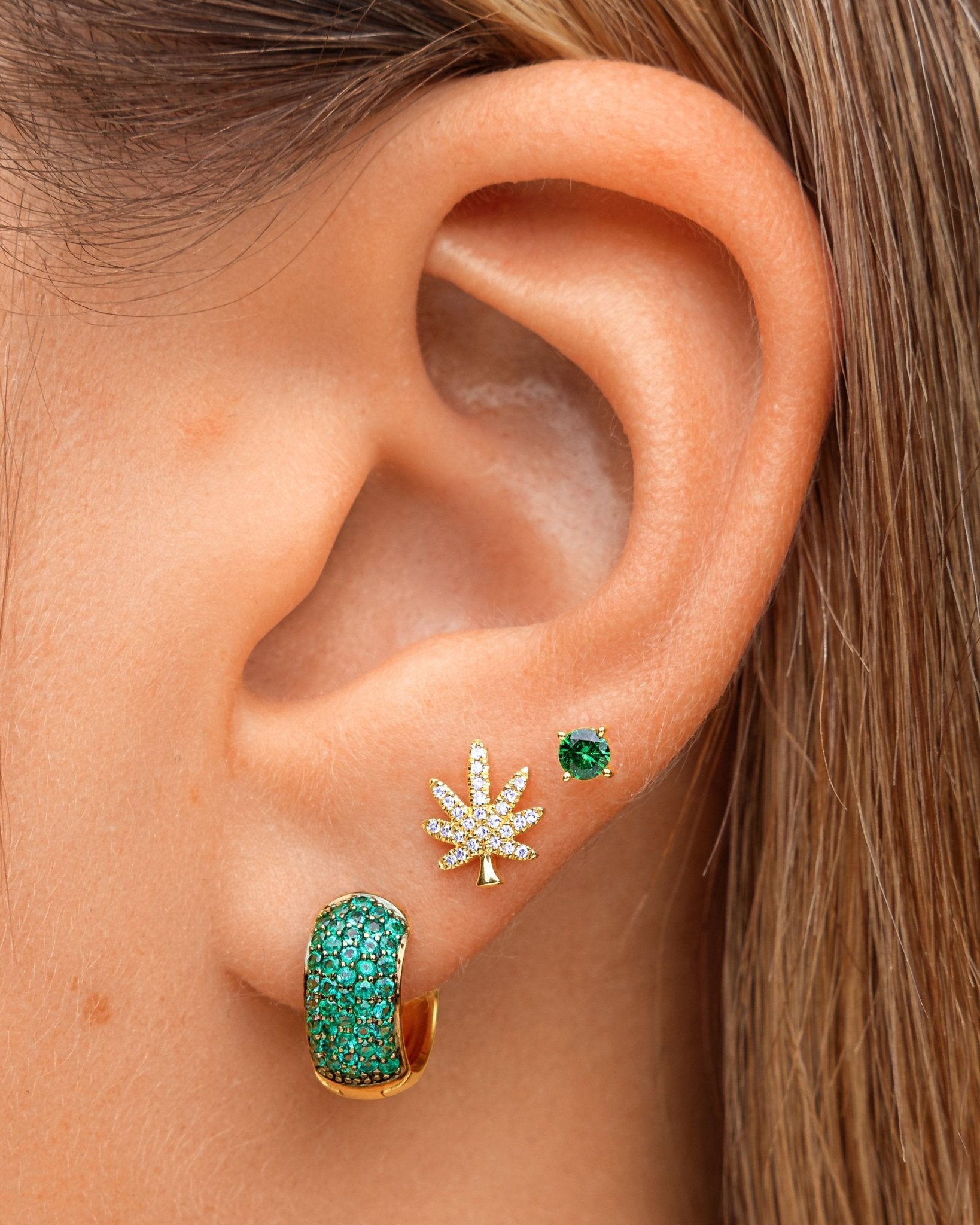 Round Birthstone Prong Studs - Sparkle Society