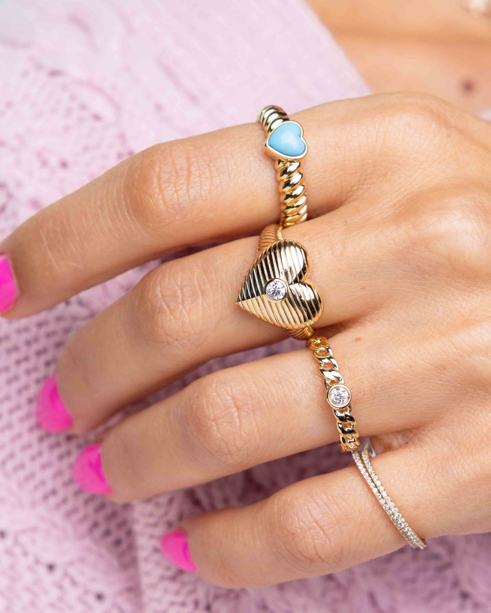 Single Diamond Radiant Heart Ring - Sparkle Society