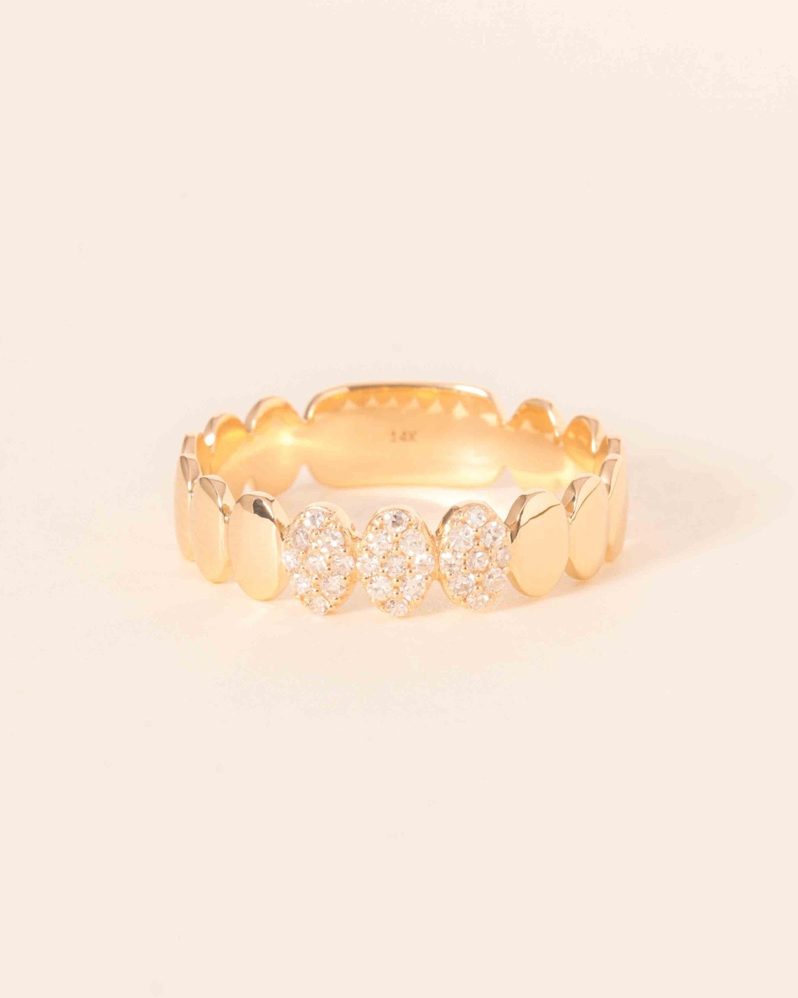 Triple Diamond Oval Band Ring - Sparkle Society