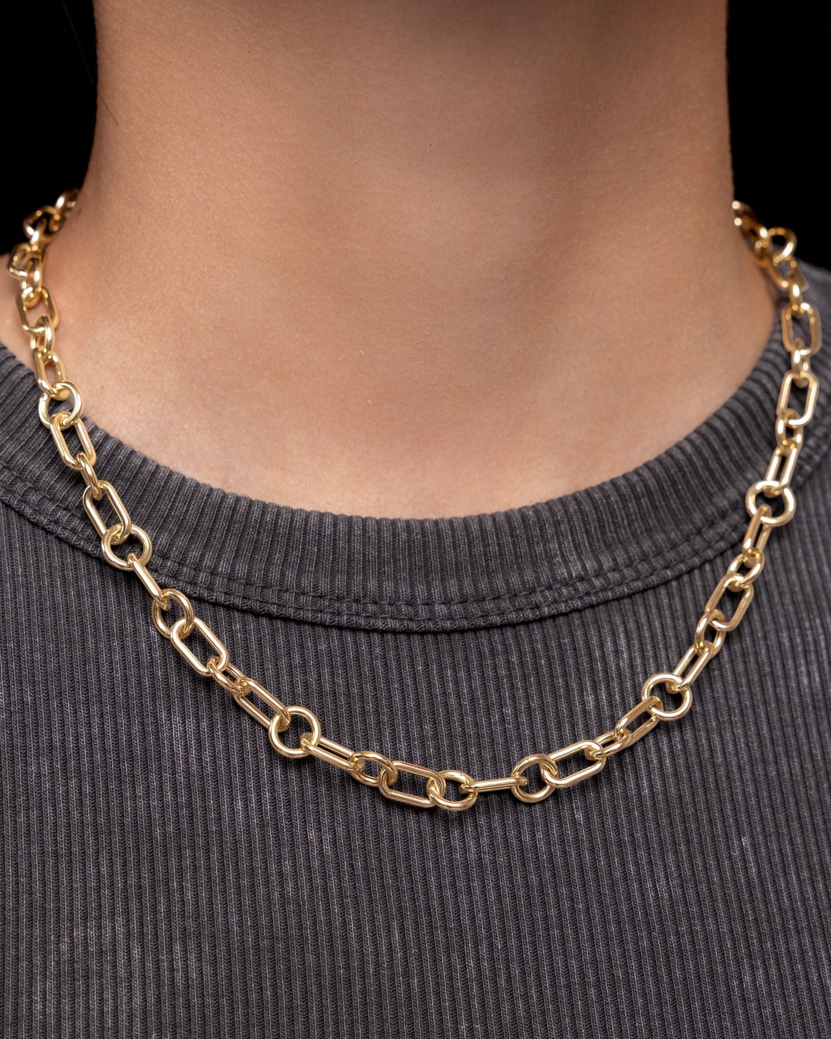 Interlocked Round and Oval Link Necklace - Sparkle Society