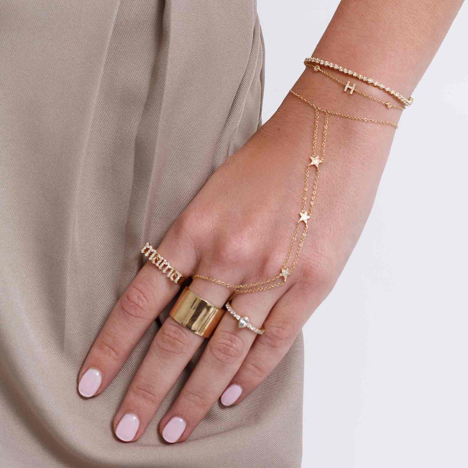 Women Gold-plated Flower Crystal Graceful Hand Chain Ring Bracelet, Bracelet  With Attached Ring, Indian Jewellery, Bracelet Ring Set - Etsy