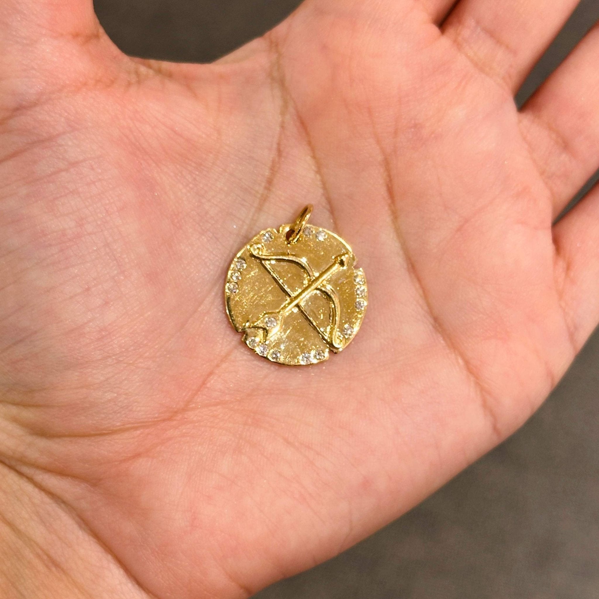 Gold Arrow Necklace Charm - Sparkle Society