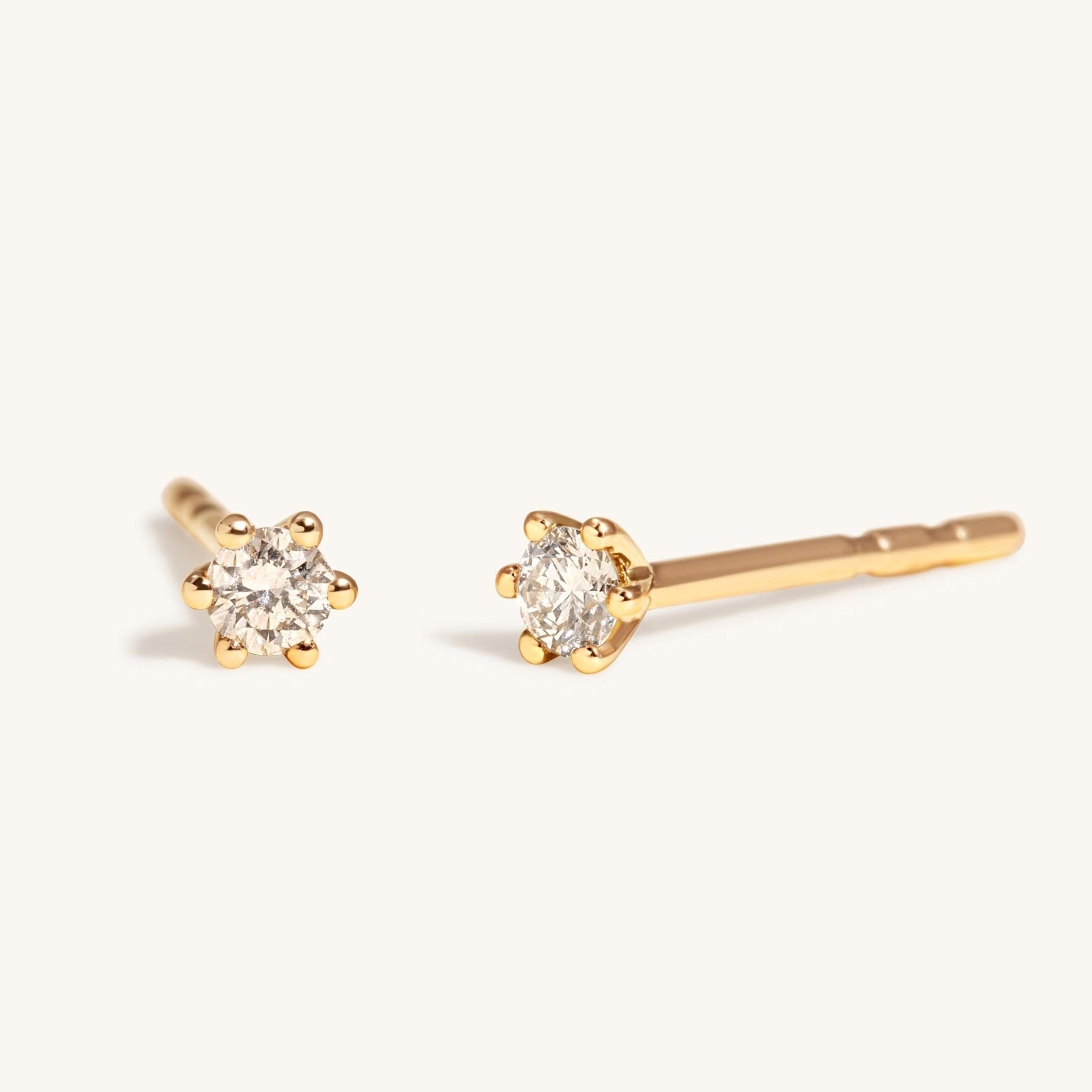 Single Diamond Studs - Sparkle Society